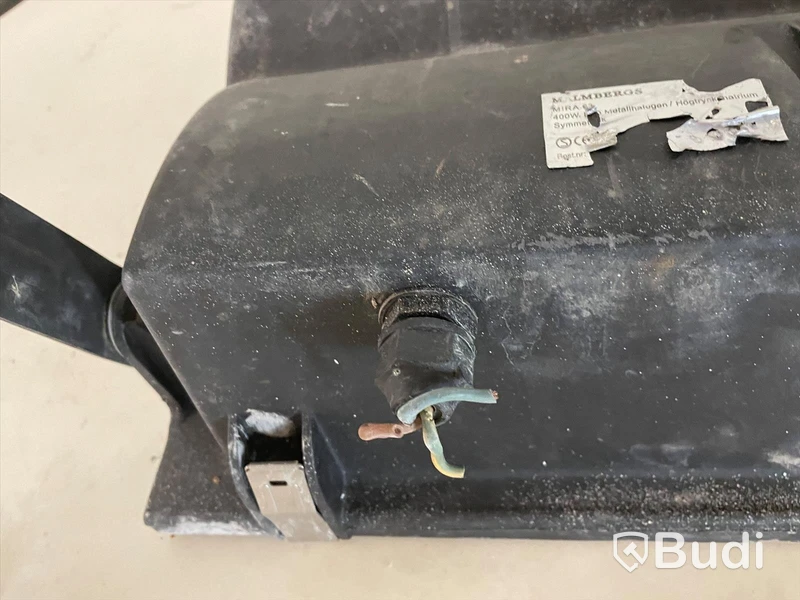 Stor bygglampa, 3-fas, notera att kabel saknas